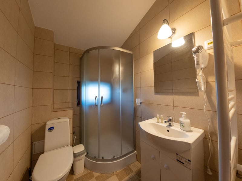 Cameră dublă cu balcon — Fotografia 4 din 6
