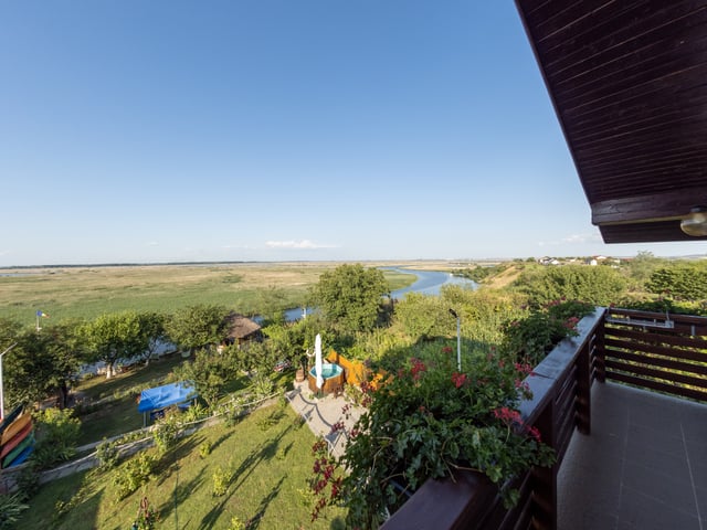 Double room with panoramic view — Photo 6 of 7