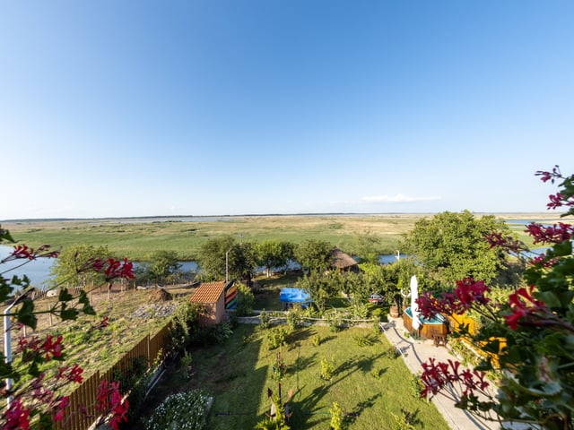 Double room with panoramic view — Photo 7 of 7